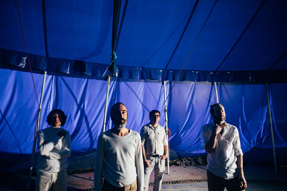 Matorral: Las cosas tienen movimiento